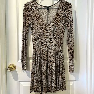 Forever 21 Leopard Print V-Neck Dress